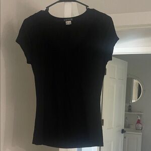 VENUS Classic Black Short Sleeve Top
